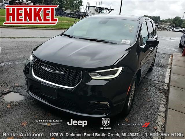 Used 2026 Chrysler Pacifica Select FWD image 1
