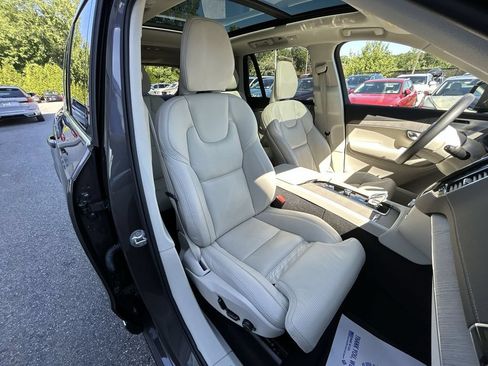 Certified 2025 Volvo XC90 T8 Ultra w/ Protection Package AWD/4WD image 25