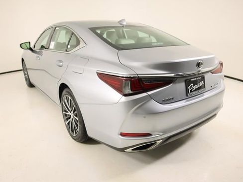 New 2025 Lexus ES 350 w/ Premium Package image 2