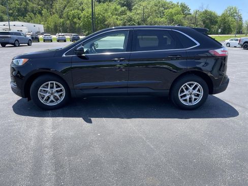 Certified 2024 Ford Edge SEL w/ Convenience Package AWD/4WD image 6