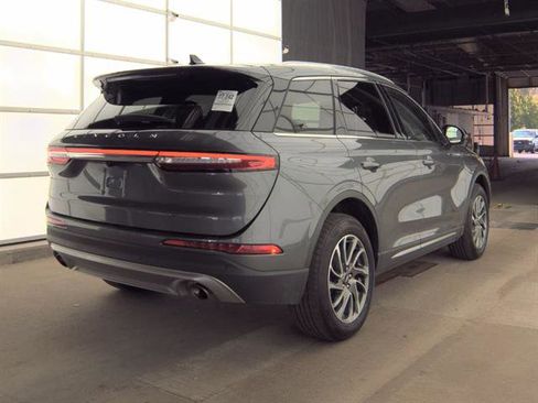 Used 2022 Lincoln Corsair AWD w/ Equipment Group 101A image 9