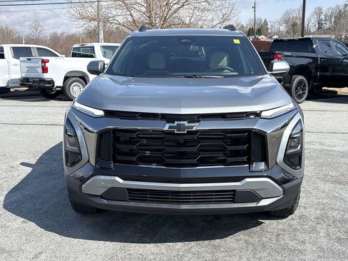 New 2026 Chevrolet Equinox ACTIV w/ Convenience Package III image 3