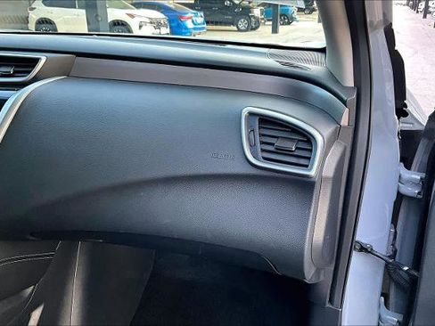 Certified 2024 Nissan Murano SV w/ SV Midnight Edition Package image 17