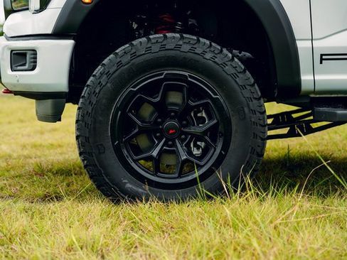 New 2025 Ford F150 Lariat w/ Equipment Group 502A High image 10