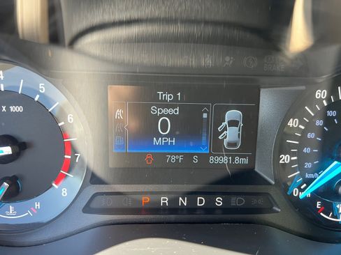 Used 2017 Ford Fusion SE AWD/4WD image 14