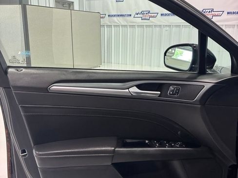 Used 2014 Ford Fusion Titanium FWD image 18