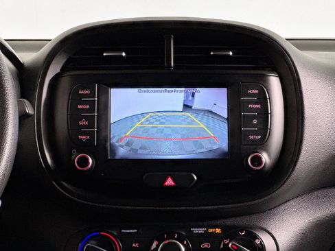 Used 2020 Kia Soul S image 28