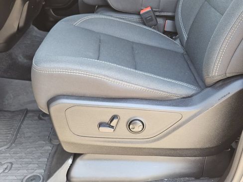Used 2025 RAM 1500 Big Horn AWD/4WD image 23