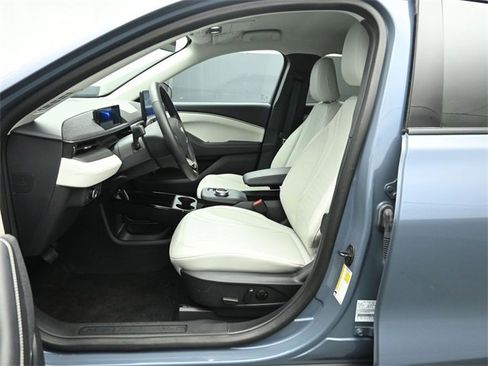 Certified 2024 Ford Mustang Mach-E Premium image 10