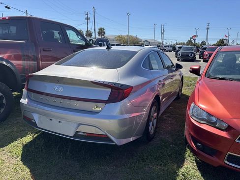 Used 2023 Hyundai Sonata SE image 5