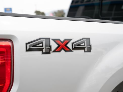 Used 2019 Ford F350 Lariat image 15