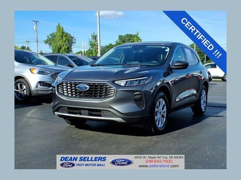 Certified 2024 Ford Escape Active AWD/4WD image 1