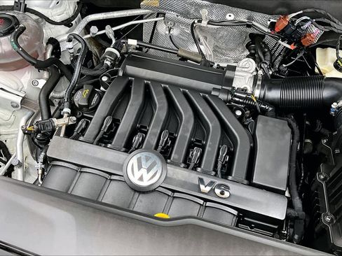 Used 2023 Volkswagen Atlas SE image 33