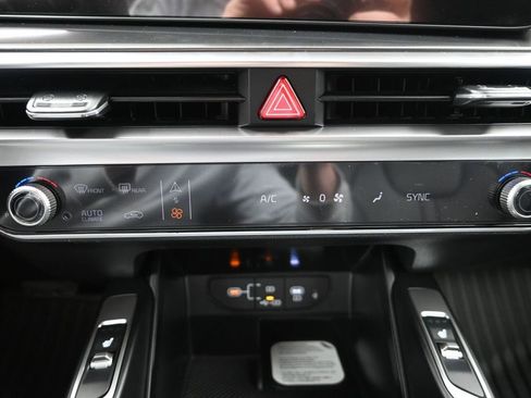 New 2026 Kia Sorento EX FWD image 22