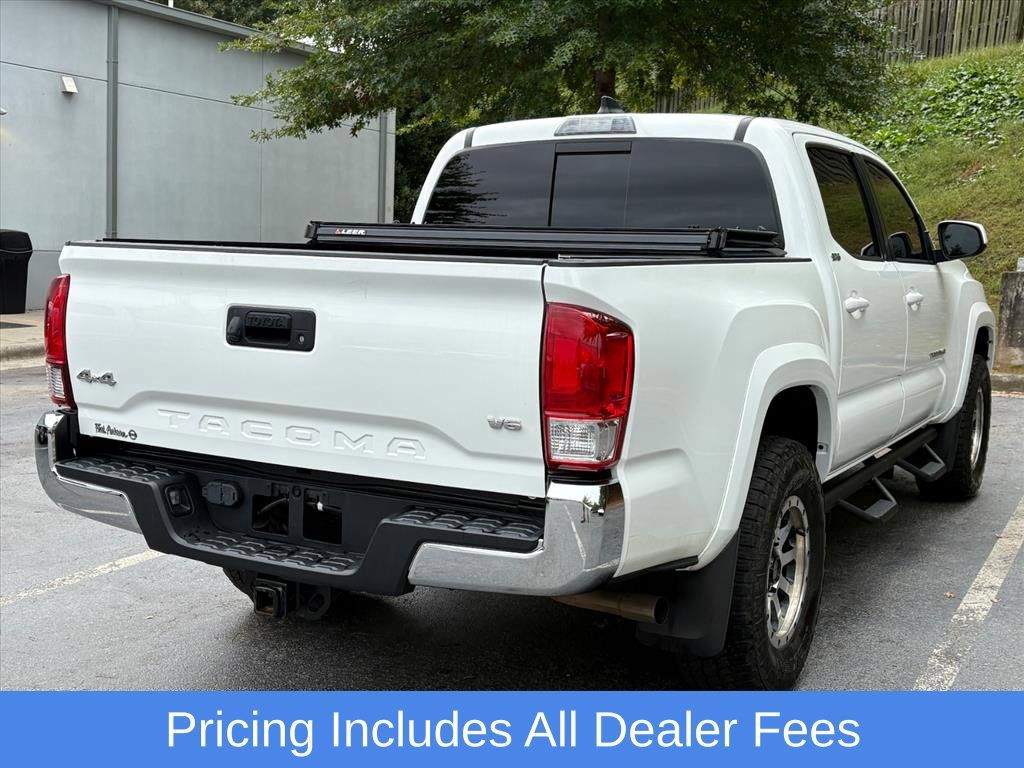 Used 2022 Toyota Tacoma SR5 AWD/4WD image 7