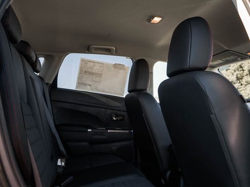 New 2025 Mitsubishi Outlander Sport SE image 11