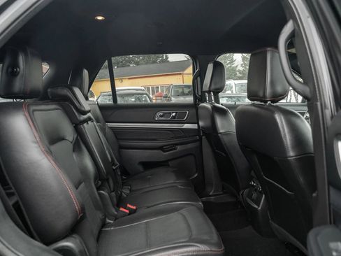 Used 2019 Ford Explorer Sport image 13