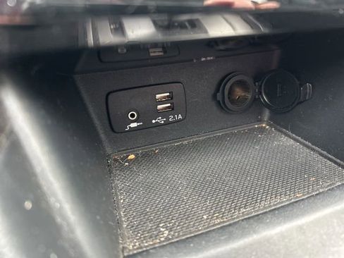 Used 2019 Subaru Forester Premium image 22