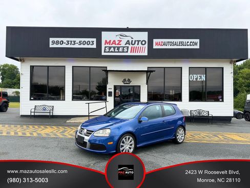 Used 2008 Volkswagen R32 AWD/4WD image 1