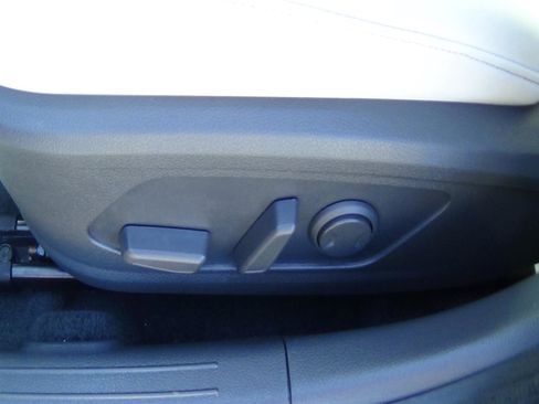 Used 2025 Hyundai Sonata SEL FWD image 17
