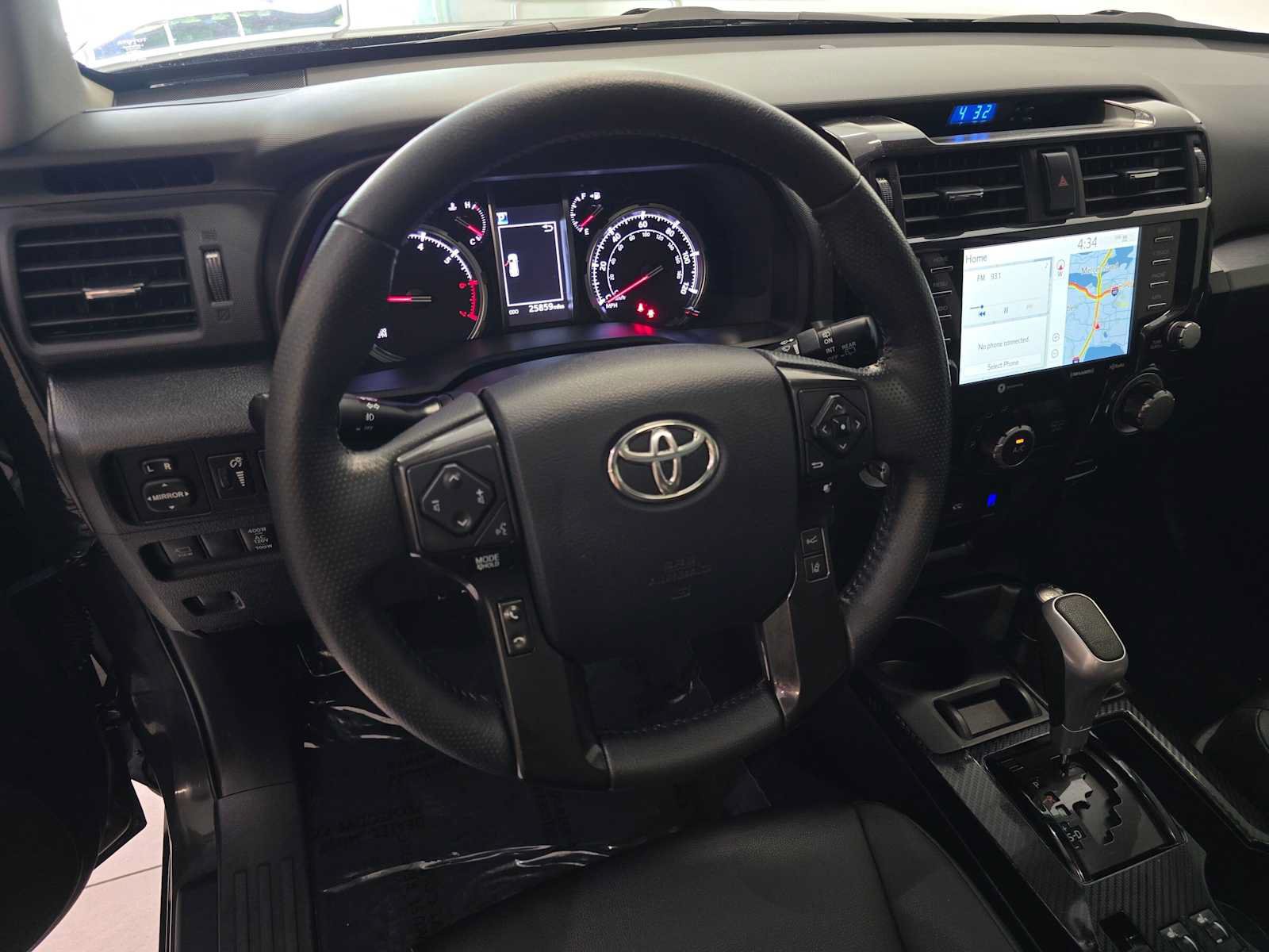 Certified 2024 Toyota 4Runner TRD Off-Road Premium w/ Off Road Premium Plus Package AWD/4WD image 2