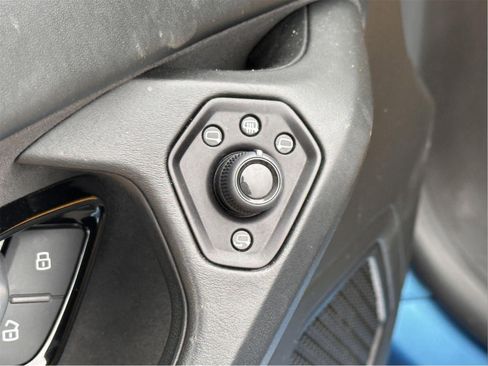 Used 2020 Lamborghini Huracan EVO RWD image 25