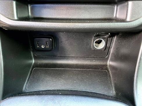 Used 2019 Chevrolet Colorado W/T RWD image 25