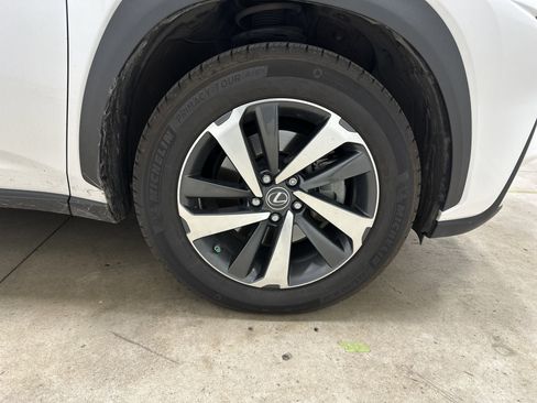 Used 2018 Lexus NX 300h AWD w/ Luxury Package image 13