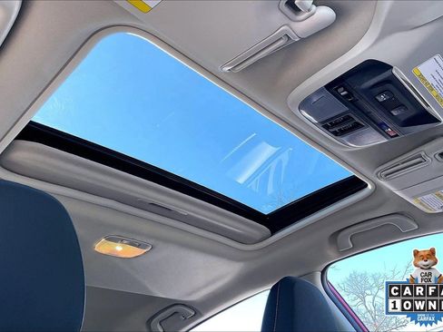 Certified 2023 Subaru Crosstrek 2.0i Premium image 14