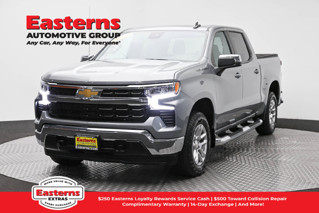 Used 2024 Chevrolet Silverado 1500 LT AWD/4WD image 1