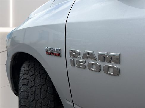 Used 2016 RAM 1500 Express AWD/4WD image 30