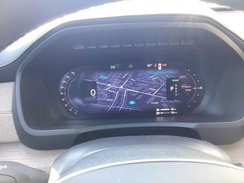 Used 2026 Volvo XC90 T8 Plus w/ Protection Package Premier image 23