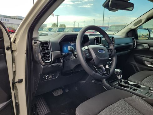 Used 2025 Ford Ranger XLT w/ Trailer Tow Package image 20