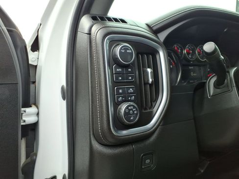 Used 2020 Chevrolet Silverado 3500 LTZ w/ LTZ Convenience Package image 10