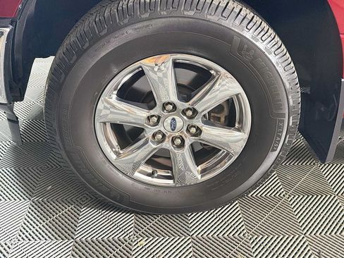 Used 2018 Ford F150 XLT w/ Equipment Group 302A Luxury AWD/4WD image 29