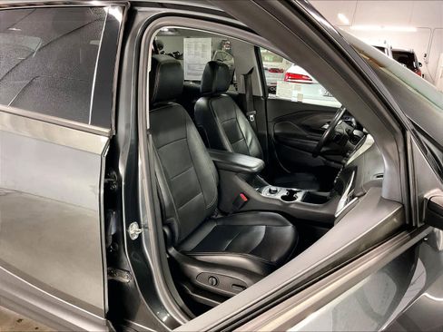 Used 2020 GMC Terrain SLT w/ Preferred Package AWD/4WD image 10