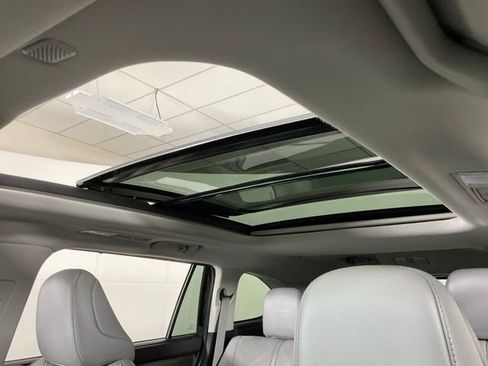 Used 2022 Toyota Highlander Platinum image 26