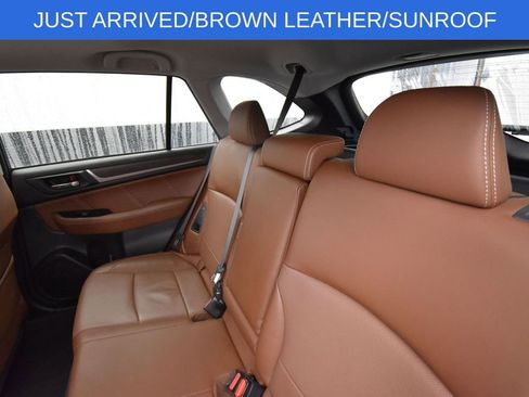 Used 2019 Subaru Outback 3.6R Touring w/ Popular Package #3A image 12