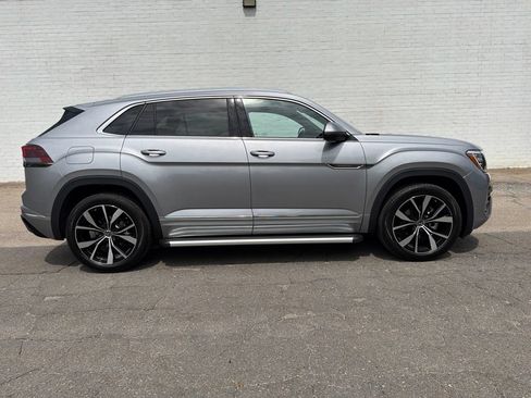 Used 2025 Volkswagen Atlas Cross Sport SEL Premium R-Line AWD/4WD image 1