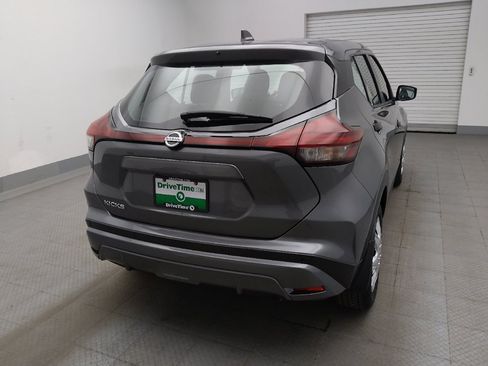 Used 2021 Nissan Kicks S FWD image 7
