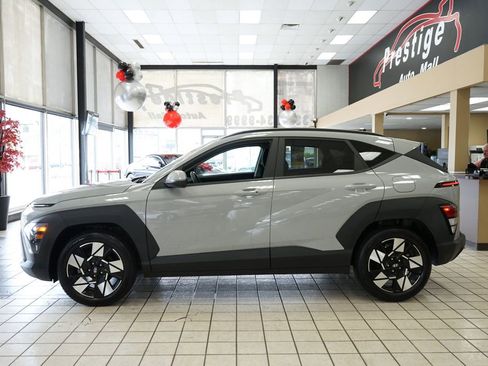 Used 2024 Hyundai Kona SEL image 3