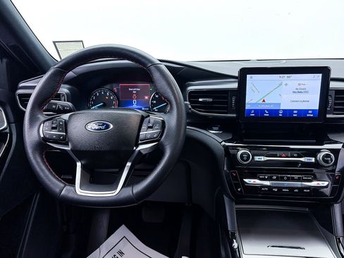 Used 2023 Ford Explorer ST-Line w/ Class IV Trailer Tow Package image 7