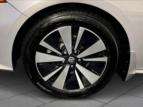 Used 2021 Nissan Altima 2.5 SV image 11