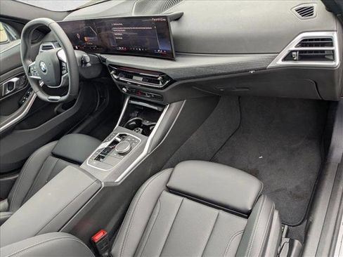 Used 2025 BMW 330i 330i w/ Convenience Package image 21