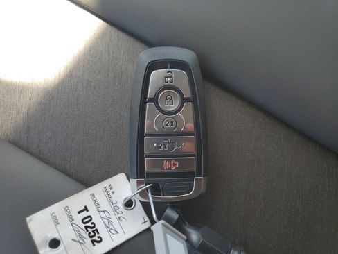 New 2026 Ford F450 Platinum w/ Platinum Plus Package image 24