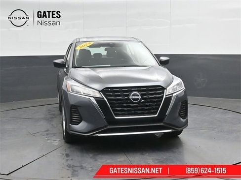 Used 2024 Nissan Kicks S image 5