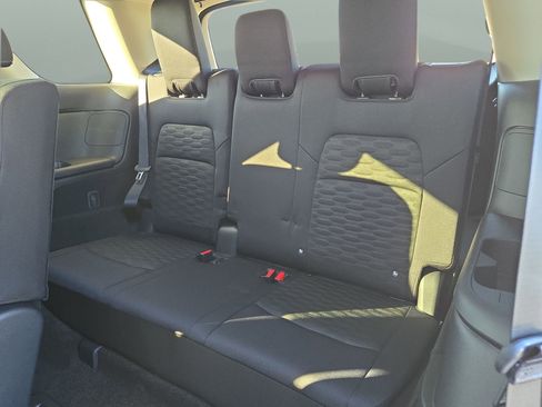 New 2026 Nissan Pathfinder SV image 40