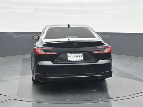 Used 2025 Toyota Camry XSE w/ Premium Package FWD image 17