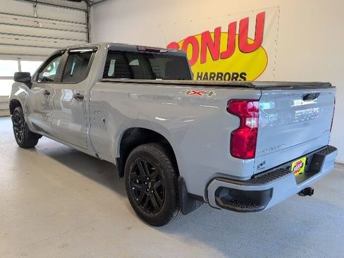 Used 2024 Chevrolet Silverado 1500 Custom AWD/4WD image 2