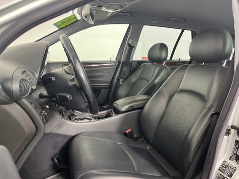 Used 2004 Mercedes-Benz C 240 4MATIC Wagon image 4